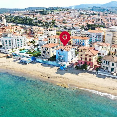 Villa Lilla Sulla Spiaggia Di San Vincenzo Luxury Buitenkant foto