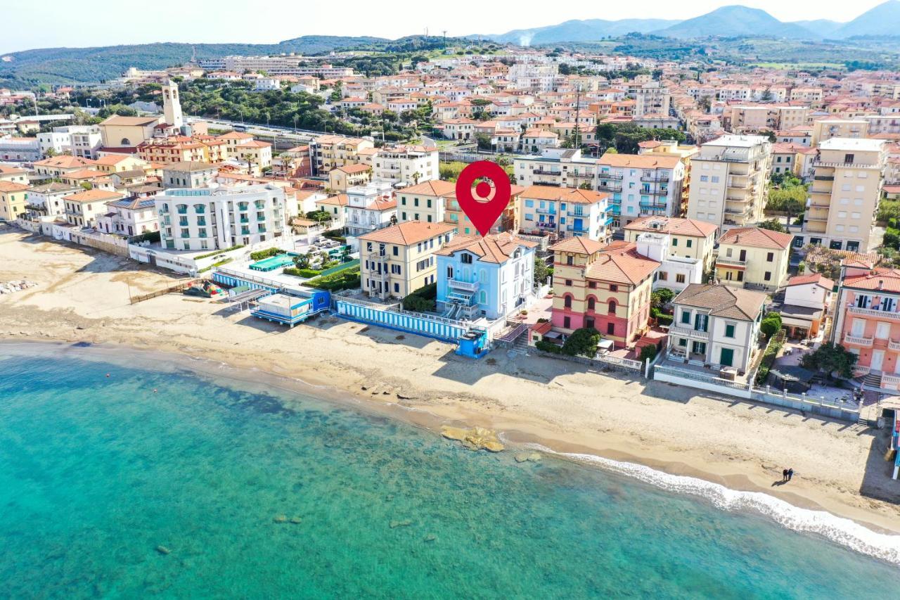 Villa Lilla Sulla Spiaggia Di San Vincenzo Luxury Buitenkant foto