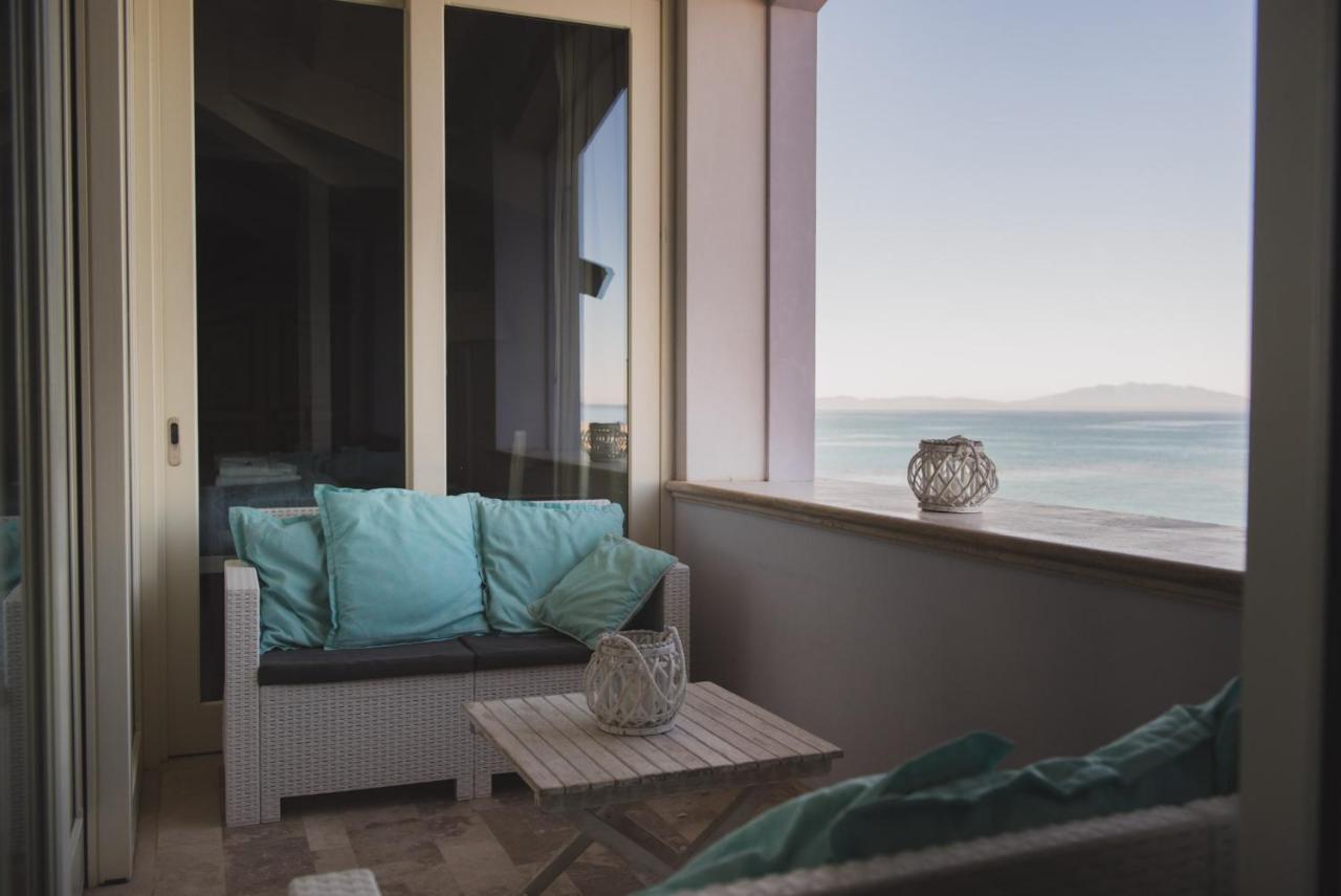 Villa Lilla Sulla Spiaggia Di San Vincenzo Luxury Buitenkant foto